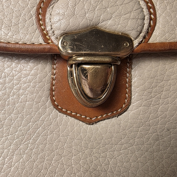 Vintage Dooney & Bourke AWL Crossbody Bag Cream Tan | Rehab Project - Picture 3 of 6